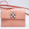 Bolsa Off White Tote Logo Branco Com Motivo De Seta Rosa - Image 2