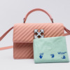 Bolsa Off White Jitney Diagonal Shoulder Rosa - Image 4