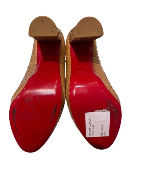 Sapato Christian Louboutin Phyton Bege - Image 4