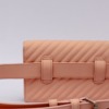 Bolsa Tote Pochete Off-White Logo Branco Com Motivo De Seta Rosa Bebê - Image 4