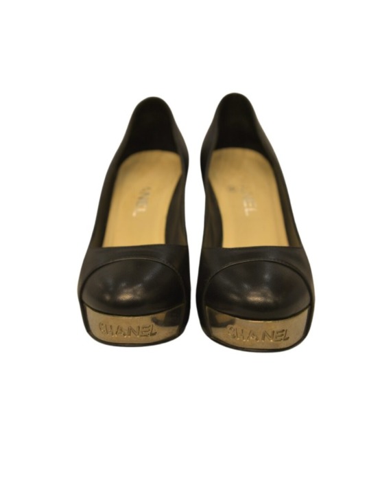 Sapato Chanel Cap Toe Preto